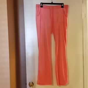 Hot Pink Sweatpants. Velvet like Material. Very Soft. Never been Used.Large